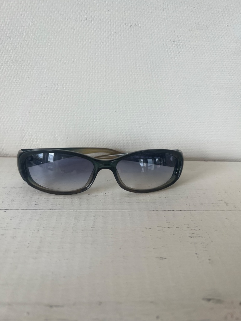 Vintage Gucci GG 2456/S Y2K Sunglasses w/ Case